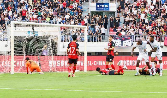 今晚！中甲战3场，大连鲲城VS南京城市，穆谢奎+多米尼克合力争胜(大连鲲城与深圳比赛视频)