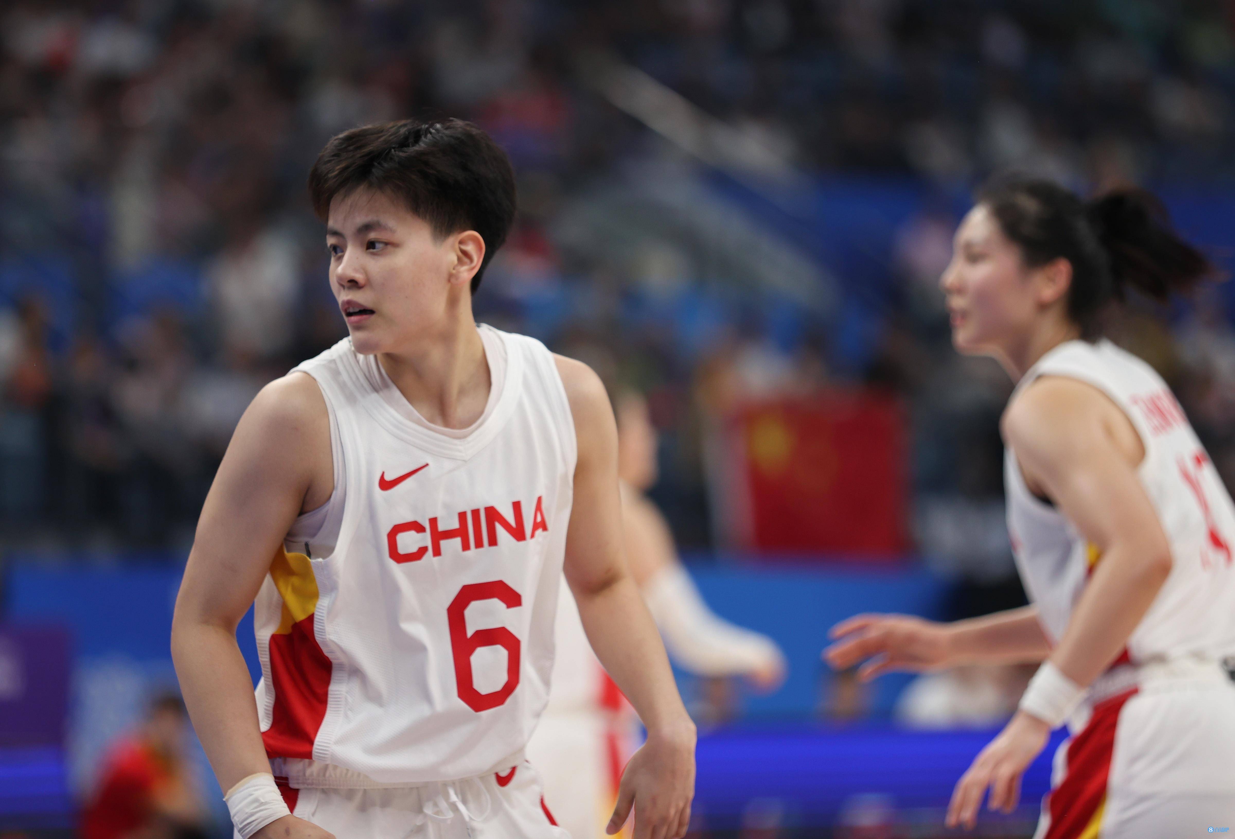超高效率！杨舒予9投8中&三分2中1攻下17分4板4助的简单介绍